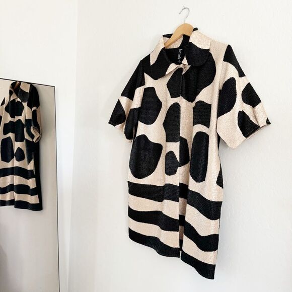 Berek Artistic Textured Abstract Pebbles Jacket Cardigan Cream Black M Like New - Picture 4 of 14